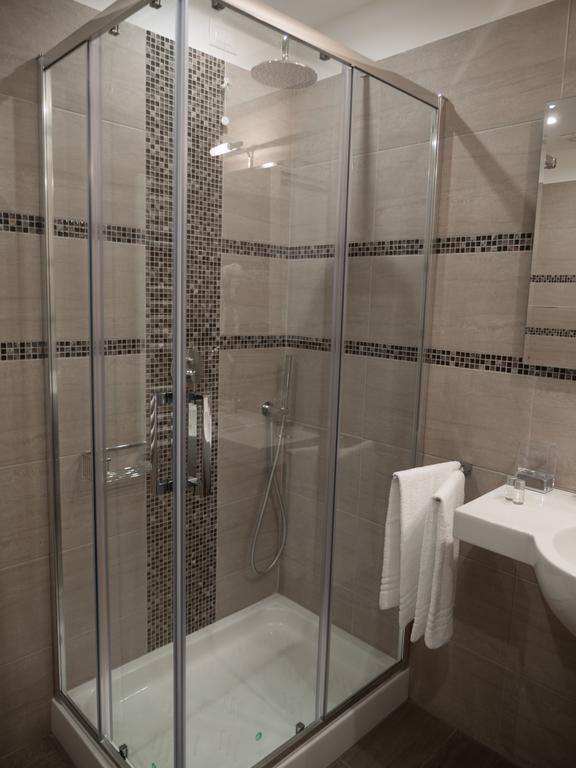 ホテル Bed Milano Linate 部屋 写真