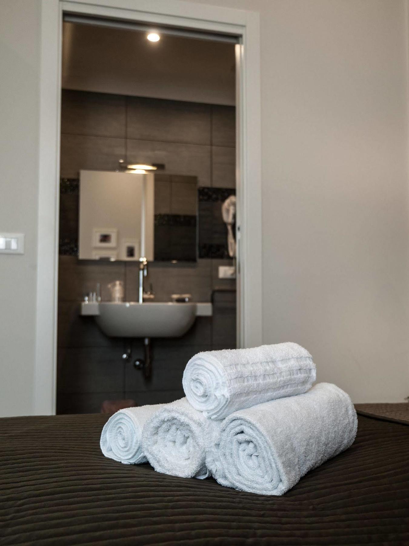 ホテル Bed Milano Linate エクステリア 写真